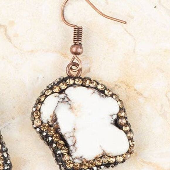 Ready to Rock Cream Stone Drop Earrings Honey Crystals - Picture 2 of 2